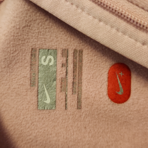 Nike pink pullover - Picture 2 of 3